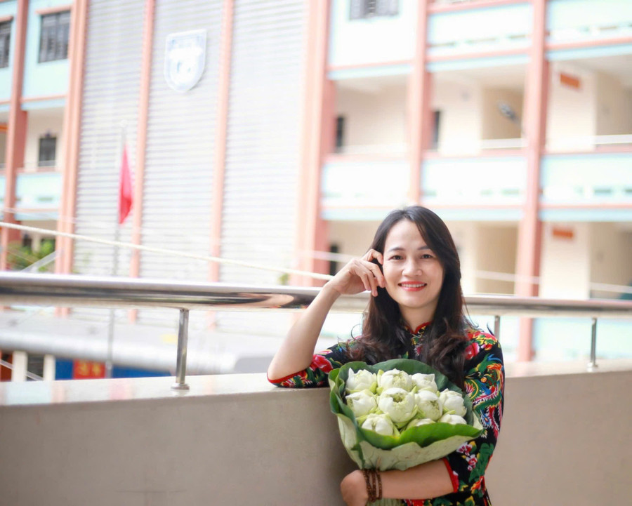 Cô Trần Thùy Dương có nhiều năm giảng dạy môn Giáo dục kinh tế và pháp luật, ở Chương trình GDPT 2006 là môn Giáo dục công dân. gdktpl.jpg