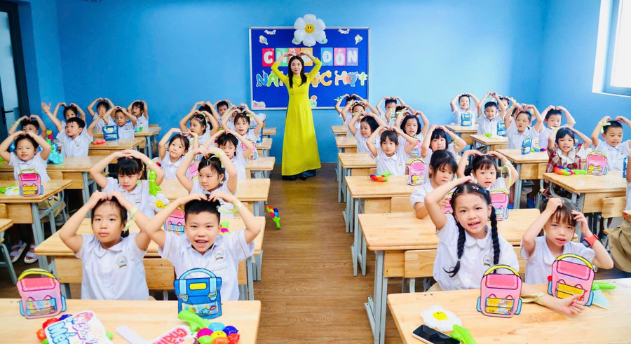 Các bé lớp 1 hân hoan chuẩn bị chào đón năm học mới 2025-2026. dai-mo-3.jpg