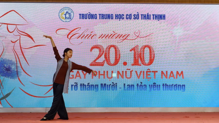 Nhiều hoạt động ý nghĩa để chào mừng ngày 20/10 được thầy trò Trường THCS Thái Thịnh hưởng ứng.