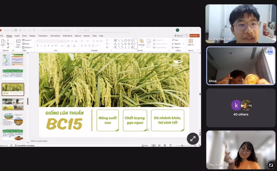 Giờ học online của học sinh Hà Nội ngày 1/10 khi các em không phải đến trường. 