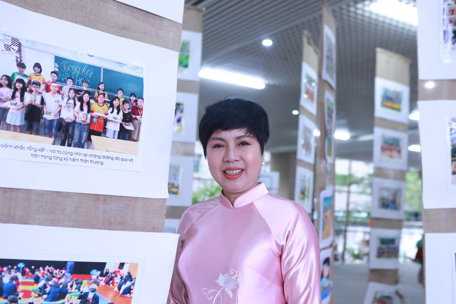 Nhà giáo Vũ Thị Ánh Tuyết - Hiệu trưởng Trường Tiểu học Nguyễn Viết Xuân. 18.jpg