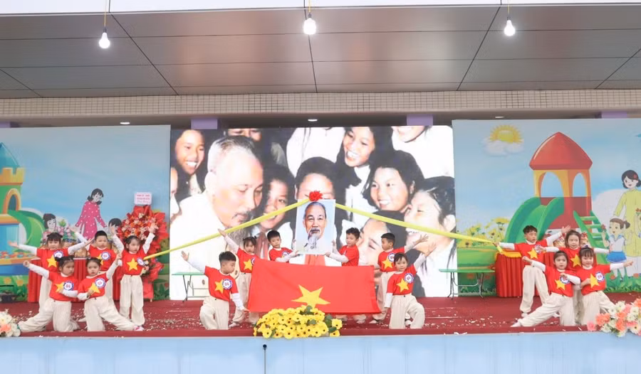 Trẻ được thỏa sức sáng tạo để thể hiện kỹ năng vận động, tư duy qua những sân chơi bổ ích. 