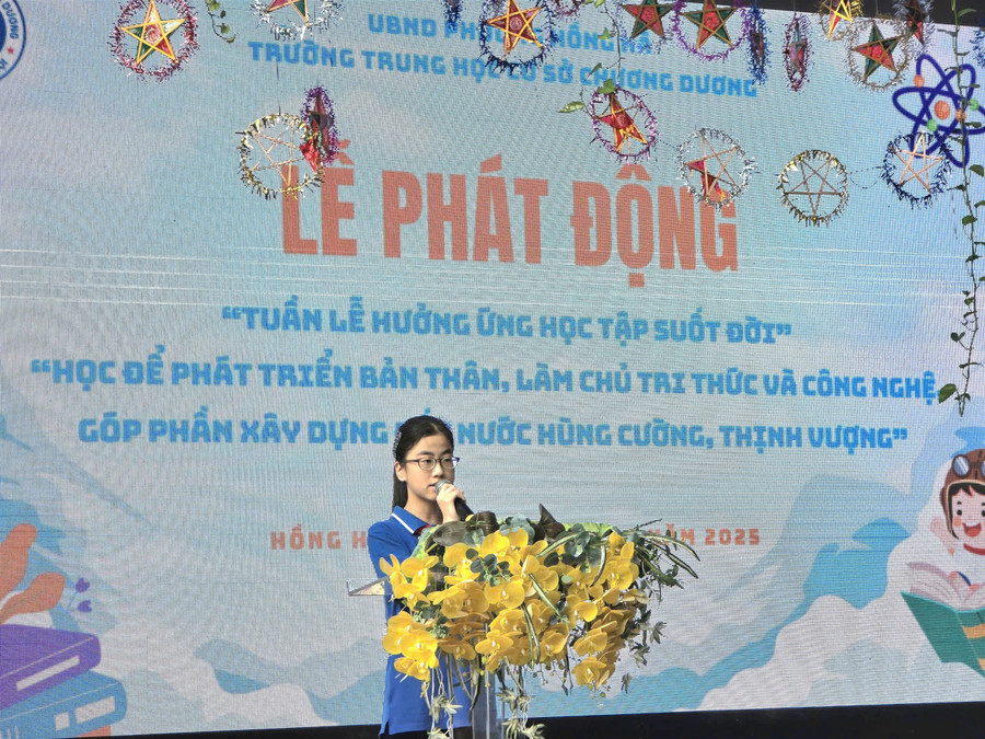 Em Trần Linh Linh thay mặt cho học sinh toàn trường phát biểu hưởng ứng tại buổi lễ. hoc-tap-10.jpg