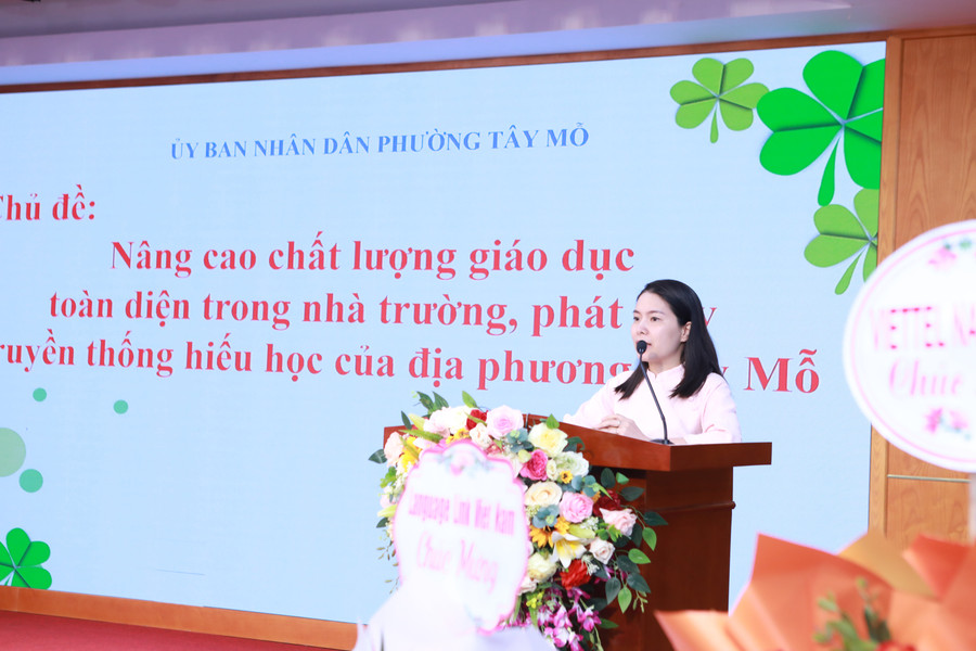 Cô Lê Thị Thanh Huyền chia sẻ những ý kiến tâm huyết tại hội nghị từ thực tiễn công tác. 4.jpg