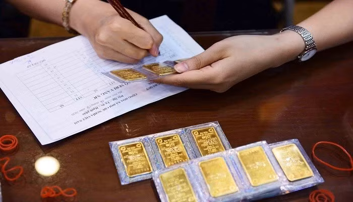 Giá vàng hôm nay 13/3: Vàng trong nước và thế giới đều giảm