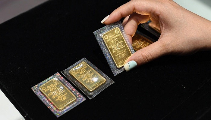 Giá vàng hôm nay 16/4 tiếp đà tăng 500 ngàn đồng/lượng, vàng nhẫn tăng mạnh
