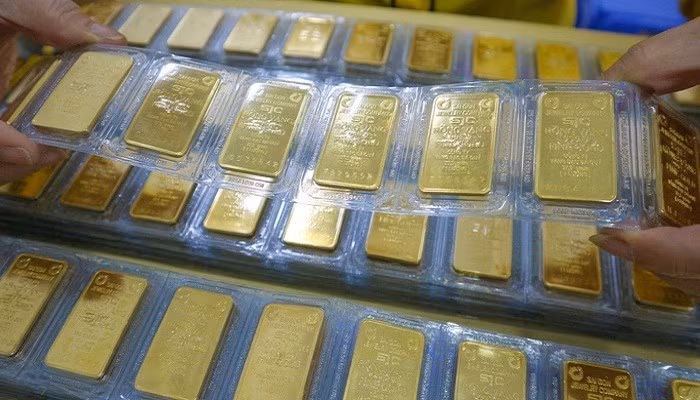 Giá vàng hôm nay 8/4 trong nước đi ngang khi thế giới giảm mạnh