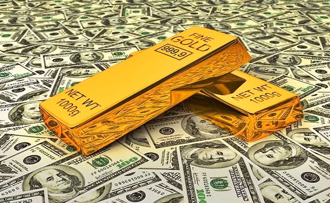 Giá vàng hôm nay 20/7 thế giới tiếp tục giảm mạnh tụt mốc 2.400 USD/ounce