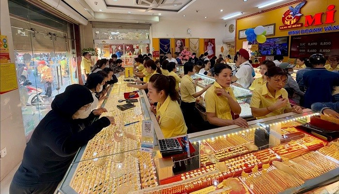 Giá vàng hôm nay 26/11 bất ngờ tăng mạnh 2 triệu 500 ngàn đồng cả 2 chiều