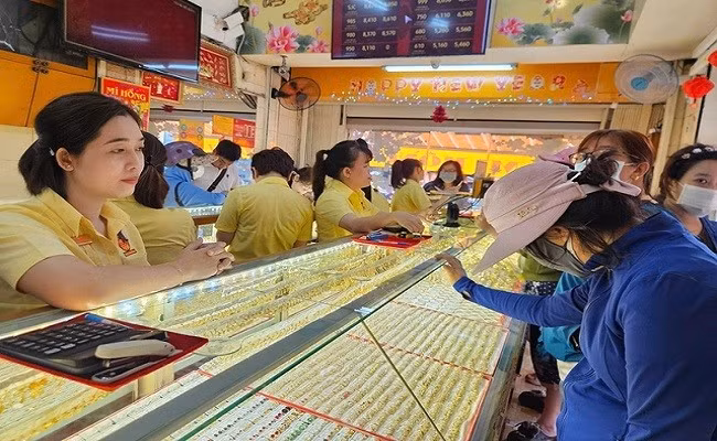 Giá vàng hôm nay 29/8: Tăng thêm 1 triệu đồng chiều mua, 500 ngàn đồng chiều bán