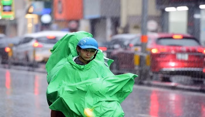 Thời tiết hôm nay 30/8: Bắc Bộ mưa rào và dông, Nam Bộ nắng gián đoạn, chiều tối mưa