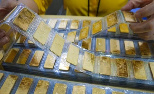 Giá vàng hôm nay 14/3: Tiếp đà giảm 1 triệu 500 ngàn đồng/lượng, thế giới giảm