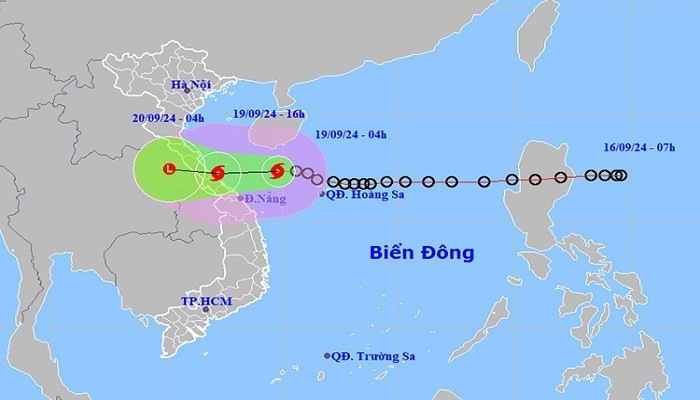 Bão số 4 mạnh cấp 8 giật cấp 10, đang hướng vào miền Trung