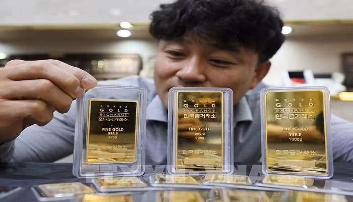 Giá vàng hôm nay 3/10 quay đầu giảm 400 ngàn đồng/lượng, thế giới đảo chiều