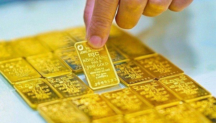 Giá vàng hôm nay 24/10 tăng trở lại 900 ngàn đồng/lượng, thế giới cũng đảo chiều