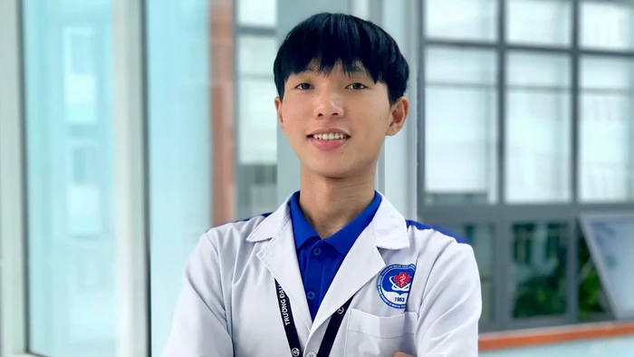 Nam sinh Nguyễn Cửu Minh Quân. 