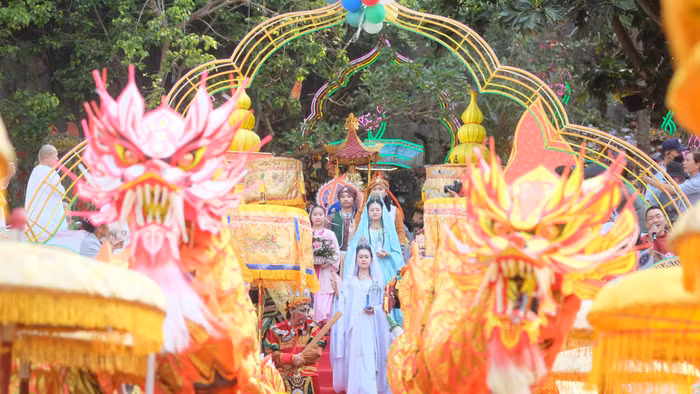 Tái hiện hình tượng Bồ Tát Quán Thế Âm.