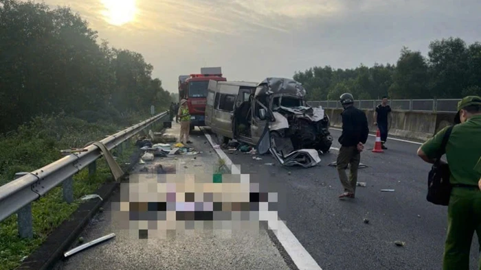 Hiện trường vụ tai nạn. 