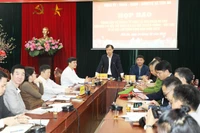 Phó Chủ tịch UBND xã Tiên Du Dương Minh Ngọc phát biểu tại buổi họp báo.