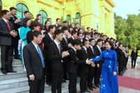 Phó Chủ tịch nước Võ Thị Ánh Xuân gặp mặt học sinh đoạt giải Olympic và KHKT quốc tế năm 2024 (Ảnh Tư liệu).