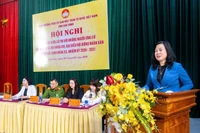 Bộ trưởng Bộ Y tế Đào Hồng Lan tiếp xúc cử tri.