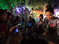 Nét Huế xưa bên ngôi đình 400 năm tuổi ảnh 10