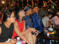 Nét Huế xưa bên ngôi đình 400 năm tuổi ảnh 11