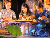 Nét Huế xưa bên ngôi đình 400 năm tuổi ảnh 7