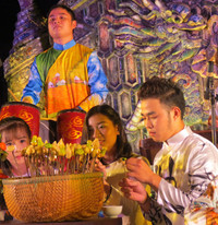 Nét Huế xưa bên ngôi đình 400 năm tuổi ảnh 5