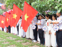 Trường THPT chuyên Quốc Học Huế đón nhận Huân chương Độc lập Hạng nhất ảnh 9