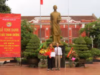 Quốc học Huế vinh danh nhà vô địch Olympia 2016 ảnh 8 Quốc học Huế vinh danh nhà vô địch Olympia 2016 ảnh 8