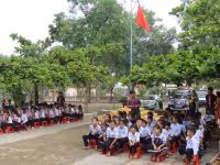 Công đoàn ngành giáo dục Thừa Thiên Huế chia sẻ khó khăn với thầy trò vùng biển ảnh 4