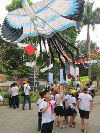 Cánh diều ba miền hội ngộ bên dòng Hương ảnh 9  Cánh diều ba miền hội ngộ bên dòng Hương ảnh 9