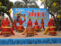  Cánh diều ba miền hội ngộ bên dòng Hương ảnh 1