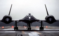 may-bay-do-tham-my-sr-71-tung-chet-hut-tren-bau-troi-viet-nam-the-nao.jpg