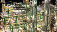 bnecomany-germany-schwedt-refinery-corp-pck-bei-nacht-cropped.jpg