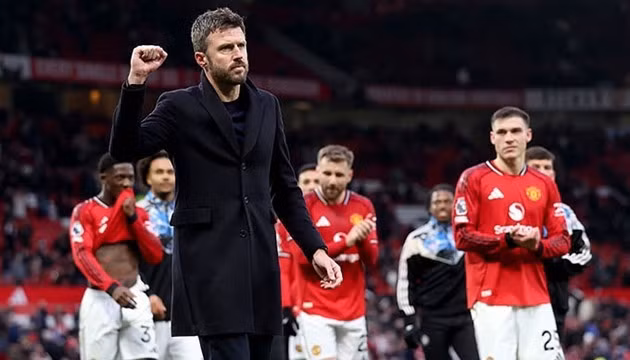 Lộ diện loạt mục tiêu mua sắm của Man United