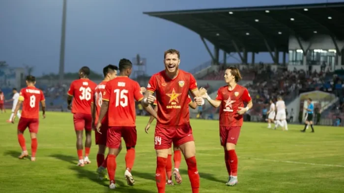 Thêm tiền đạo Brazil sắp có quốc tịch Việt Nam