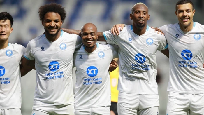 CLB Nam Định lập công với bóng đá Việt Nam