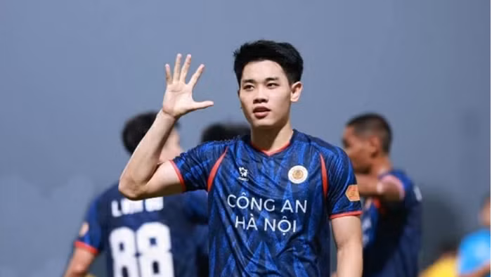 Siêu máy tính Chat GPT gọi tên CLB xuống hạng V-League mùa này