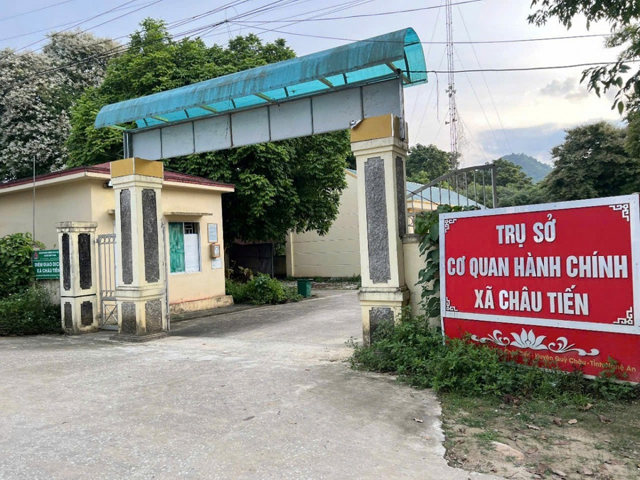Trụ sở cơ quan hành chính xã Châu Tiến. (Ảnh: Bá Thăng) chau-tien.jpg