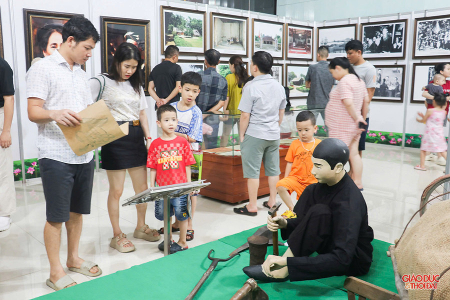 Triển lãm diễn ra từ ngày 16 đến 20/5/2025, tại Trung tâm Văn hóa tỉnh Nghệ An và phố đi bộ Hồ Tùng Mậu, TP Vinh. trienlam12.jpg