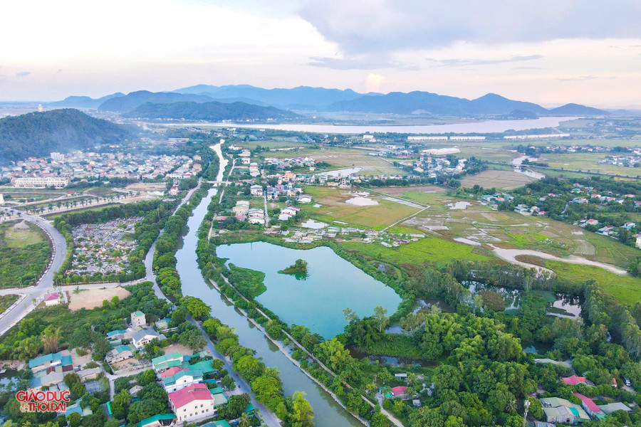 Năm 2016, kênh Nhà Lê đoạn qua Nghệ An được Bộ VH,TT&DL xếp hạng là Di tích lịch sử cấp quốc gia. kenh-nha-le-2.jpg