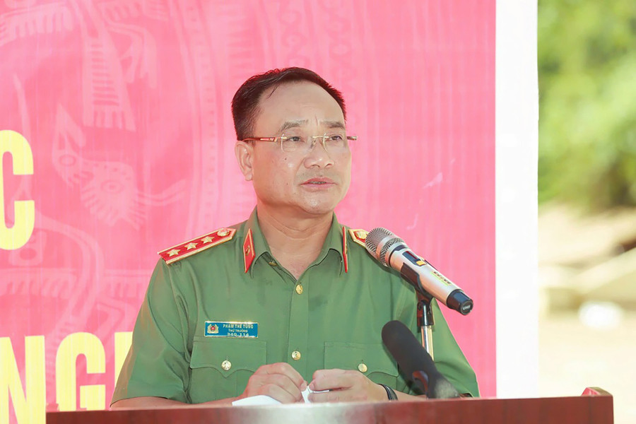 Thượng tướng Phạm Thế Tùng, Thứ trưởng Bộ Công an phát biểu tại Lễ ra quân. (Ảnh: CANA) images2032806-bcac7d74730efb50a21f.jpg
