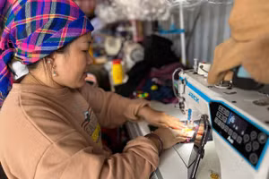 Nhiều chị em đã tạo ra các sản phẩm đặc trưng tại địa phương và mạnh dạn quảng bá, kinh doanh trên không gian mạng.