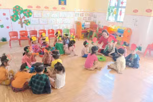 Một buổi dạy học của cô trò nhà trường.