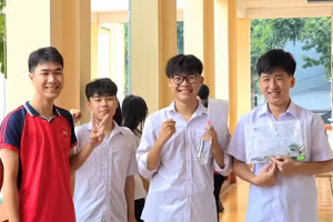 Thí sinh nhận xét đề thi các môn tự chọn