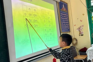 Công tác giáo dục và đào tạo luôn được xã Sính Phình quan tâm, chú trọng.