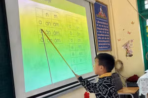 Công tác giáo dục và đào tạo luôn được xã Sính Phình quan tâm, chú trọng.