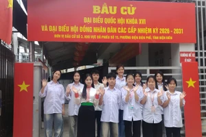 Nhiều học sinh háo hức trước dấu ấn quan trọng của cuộc đời.